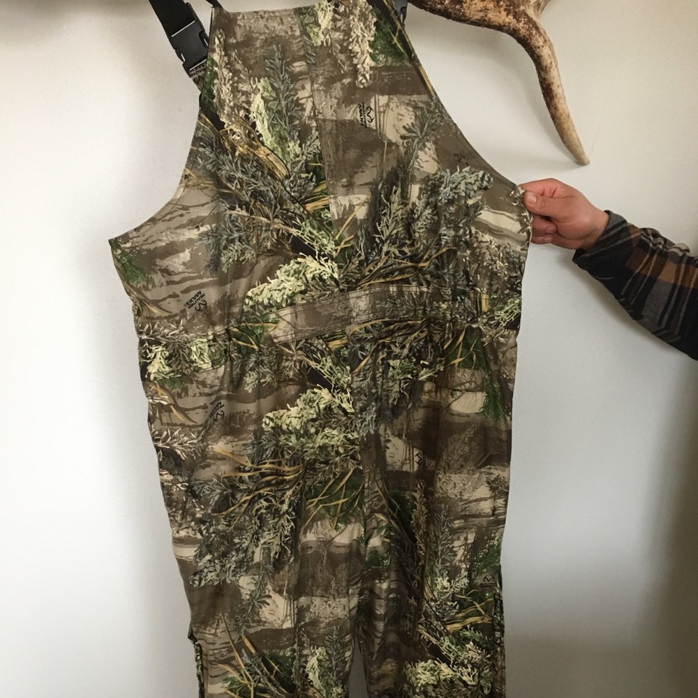 Real tree bibs